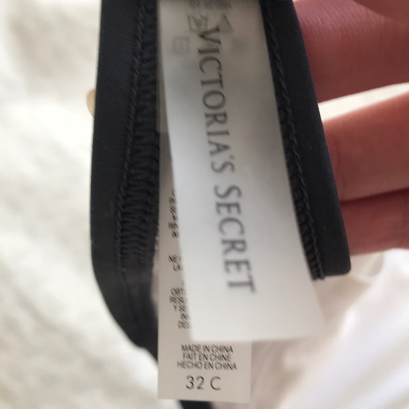 Strapless Victoria Secret Bikini Top - Picture 3 of 3